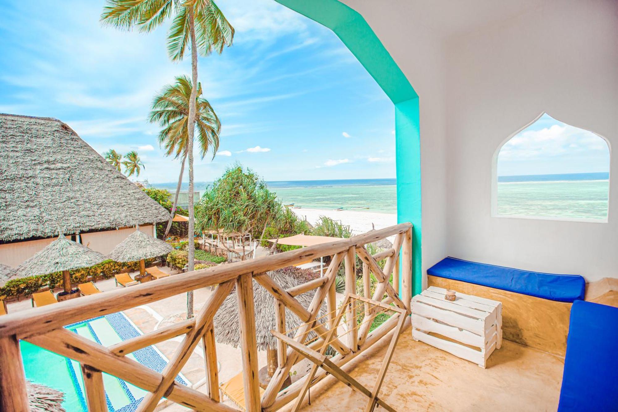 Ahg Sun Bay Mlilile Beach Hotel 마템웨 외부 사진
